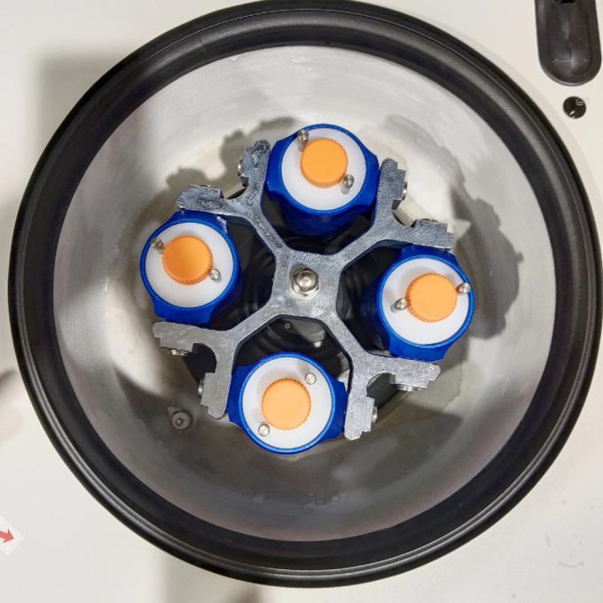 TDL5M Refrigerated Lab Centrifuge 6000rpm 5120xg with Imported Compressor for Blood Cell DNA 2